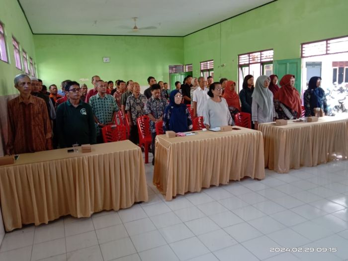 PEMBINAAN KETUA RT DAN RW KELURAHAN WONOKRIYO