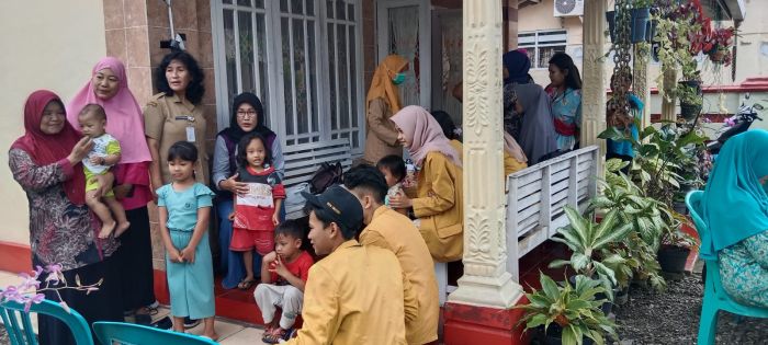 KEGIATAN POSYANDU DI RW 06 dan RW 07 KELURAHAN WONOKRIYO