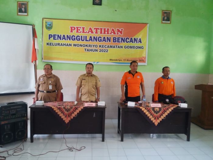 PELATIHAN PENANGGULANGAN BENCANA KELURAHAN WONOKRIYO KECAMATAN GOMBONG TAHUN 2022