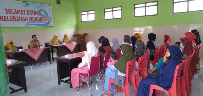 KEGIATAN SOSIALISASI STUNTING KELURAHAN WONOKRIYO 01