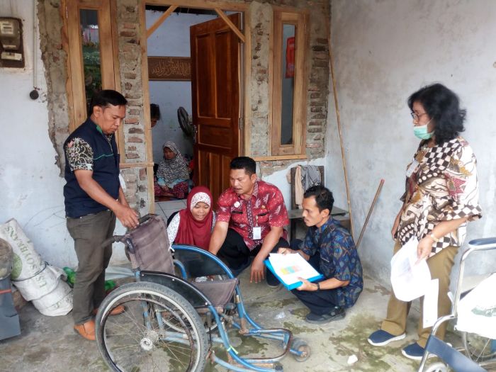 MONITORING BANTUAN DARI DINAS SOSIAL KABUPATEN KEBUMEN 01