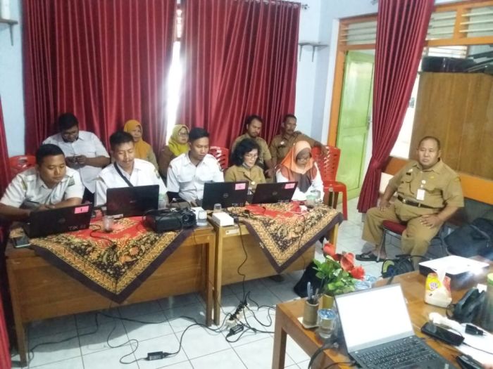 PELATIHAN MELEK INTERNET KELURAHAN WONOKRIYO 01